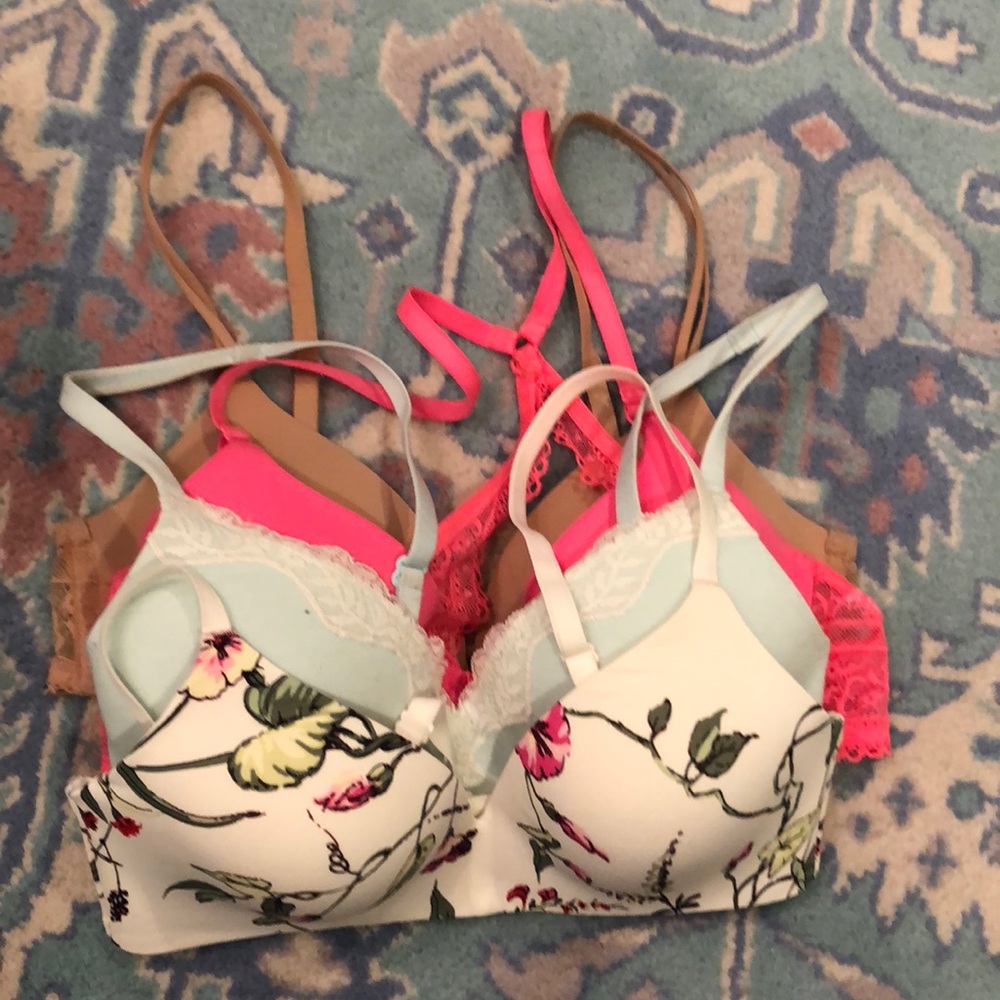Gap body bra bundle!
